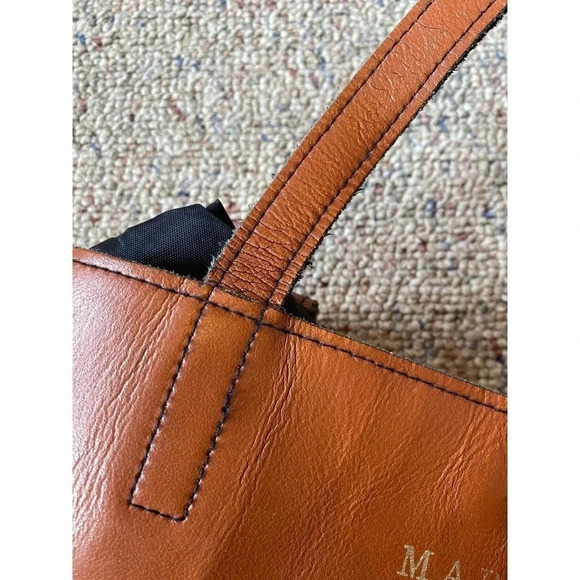 Lilian Vernon Mab Brown Genuine Leather Shoulder Bag Side Pocket - Picture 7 of 7